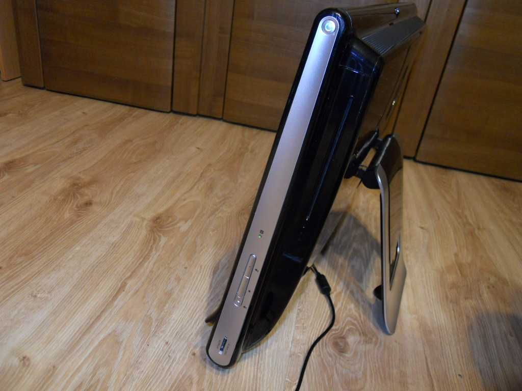 Komputer HP TouchSmart 600, 23'', Dotykowa matryca W10