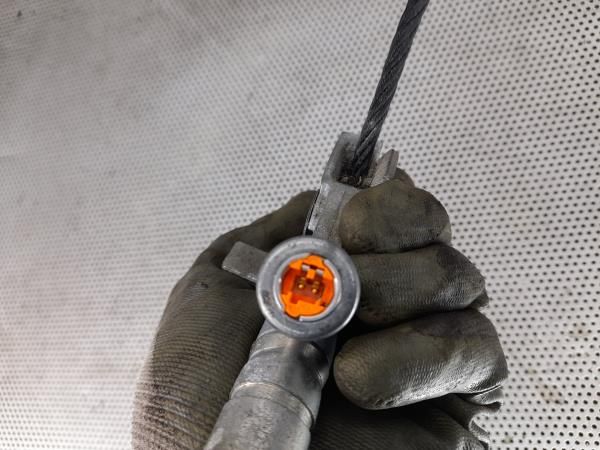 Encaixe de cinto frente esquerdo FIAT Punto Evo (199_)