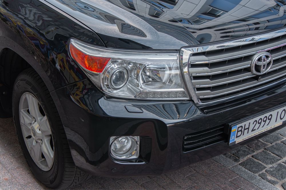 Toyota Land Cruiser 200 рестайлінг
