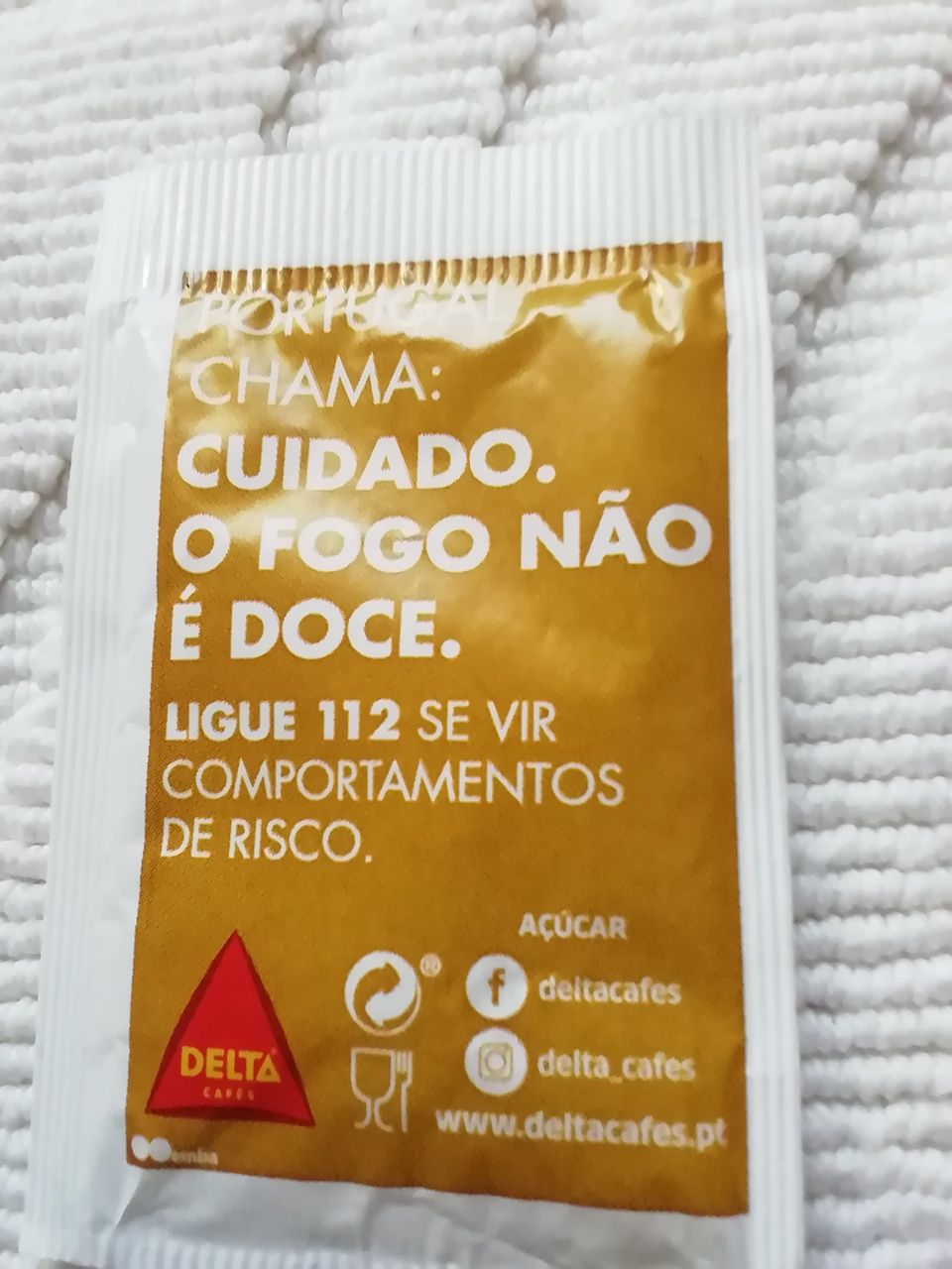 Pacote de açúcar Delta Portugal chama