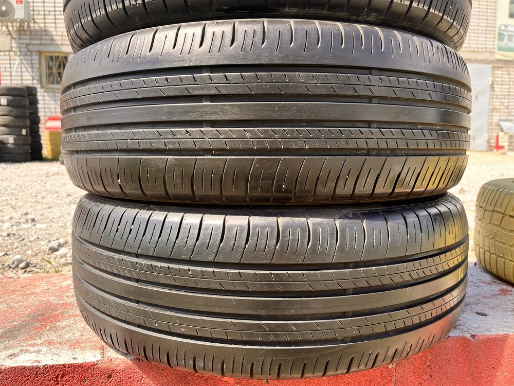 Шини 225/60 R18 Dunlop Grandtrek PT30 резина бу літо