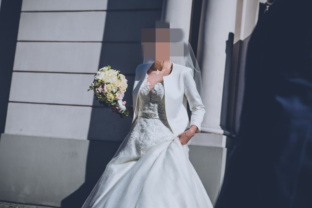 Żakiet ecru ivory ślub bolerko DanHen r. 36
