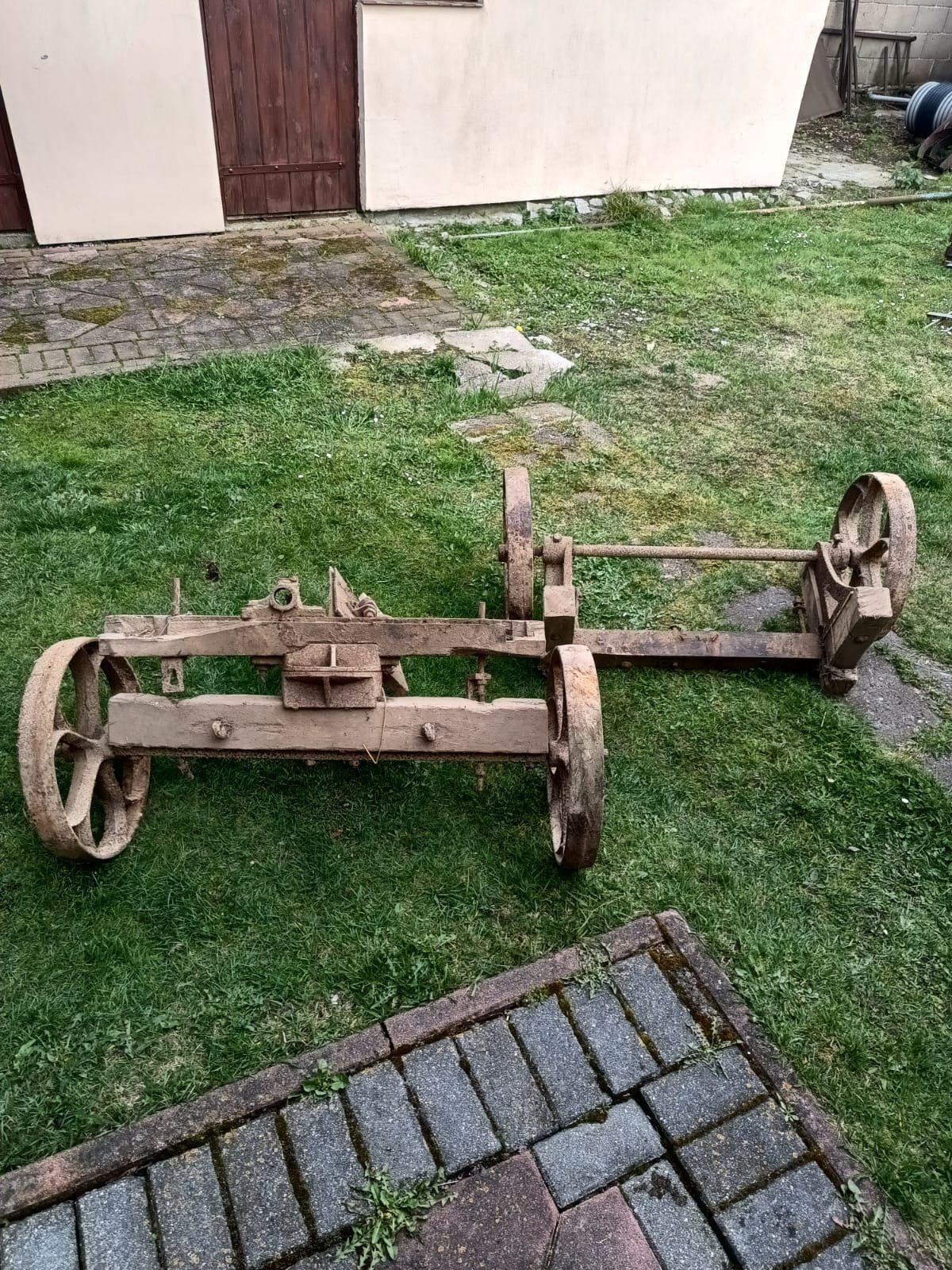 Stary drewniany wóz