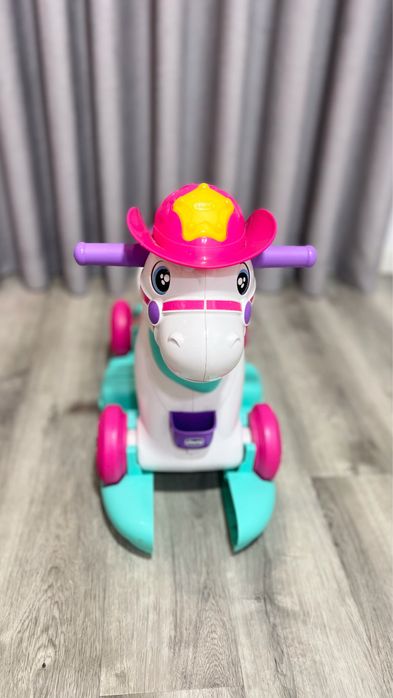 Cavalo chicco em bom estado