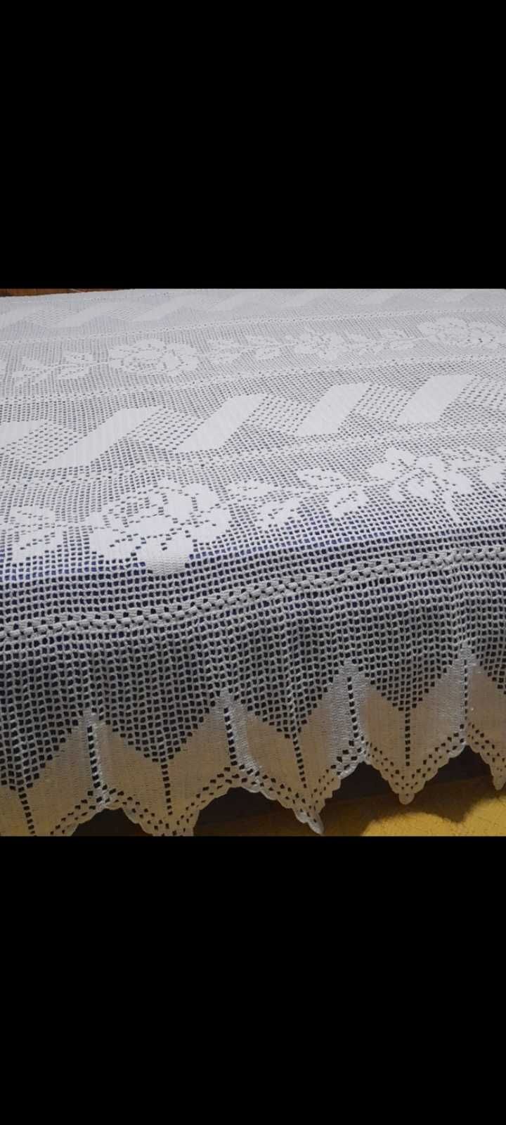 Colcha de renda para cama de casal