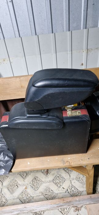 Podlokietnik IRMSCHER