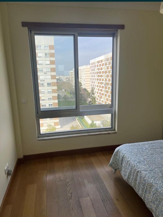 Quarto para arrendar