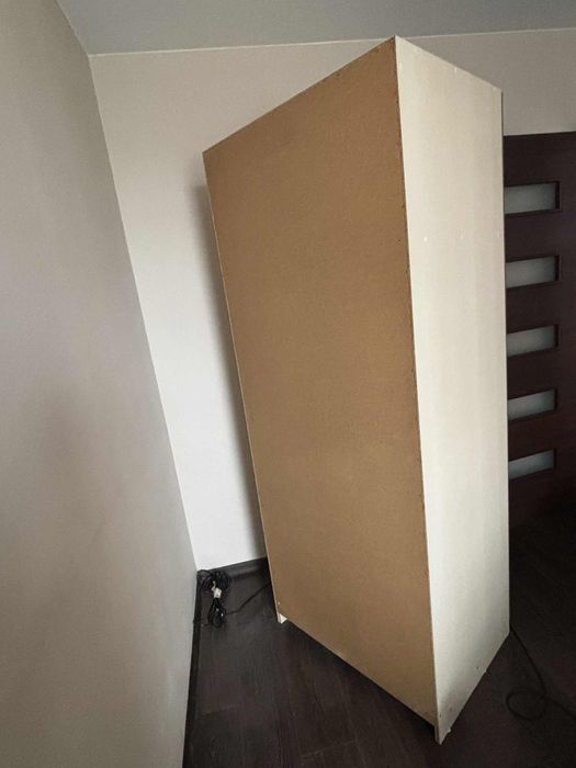 Zestaw szafa + kompoda 4szuflady z płyty wiórowej 18mm wenge jasne/zeb