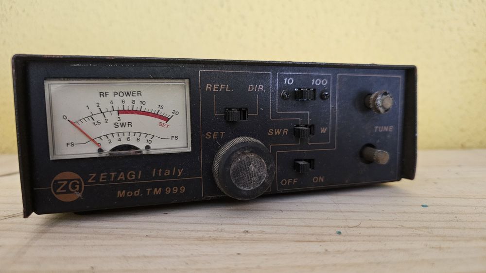 Zetagi TM 999 Medidor de ondas estacionarias e potência