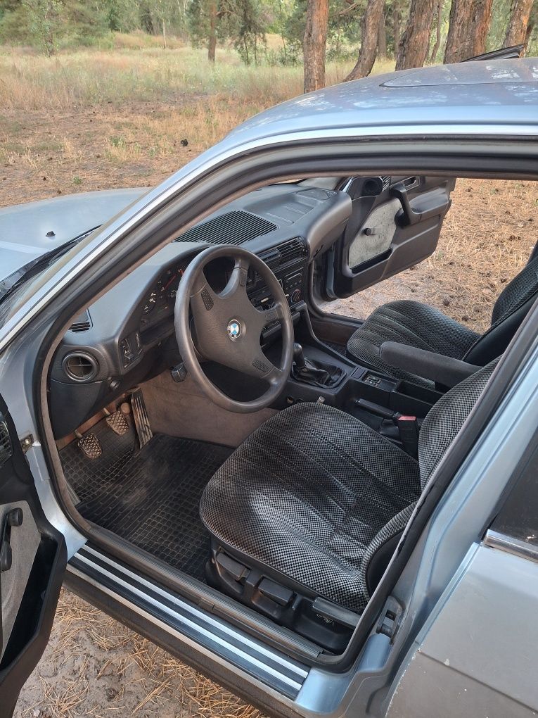 Продам Бмв е34 520