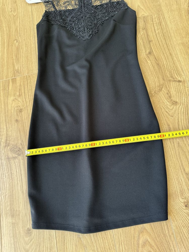 Sukienka Mohito 34 czarna mini