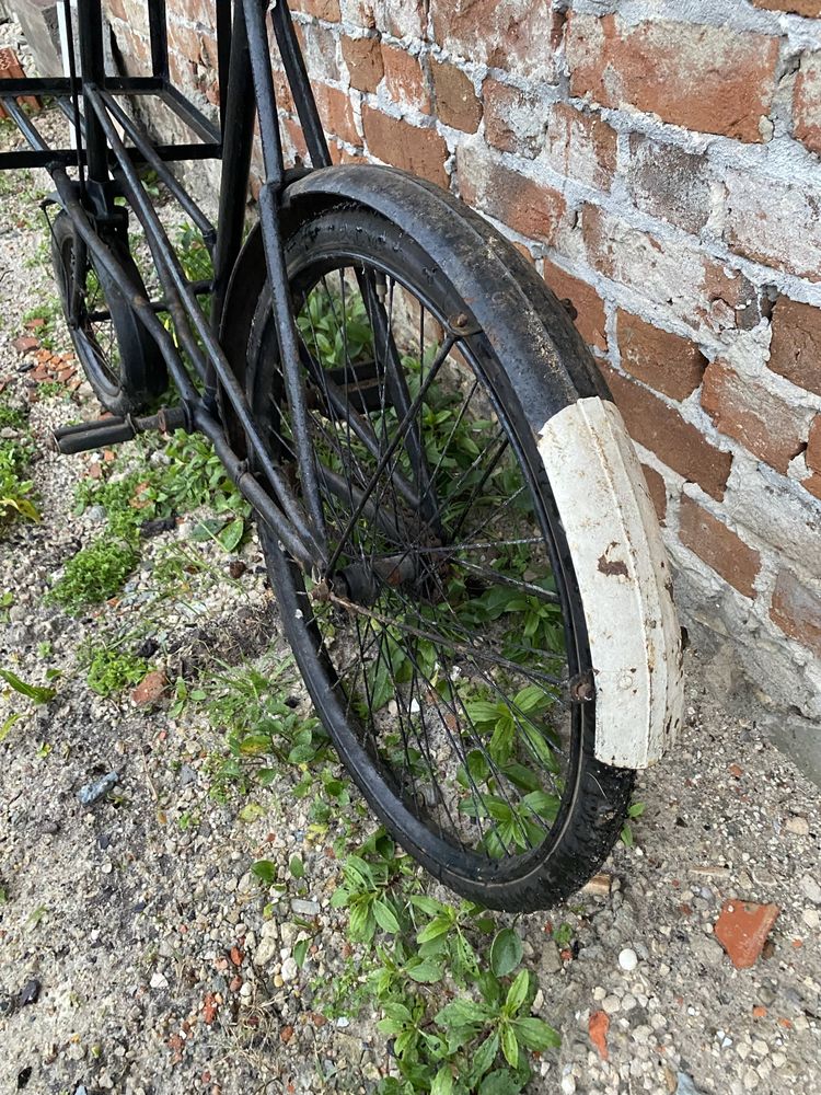 Bicicleta antiga Inglesa de carga