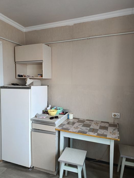 Продам 1 квартиру,  косметичний ремонт, вул.6Грудня 135