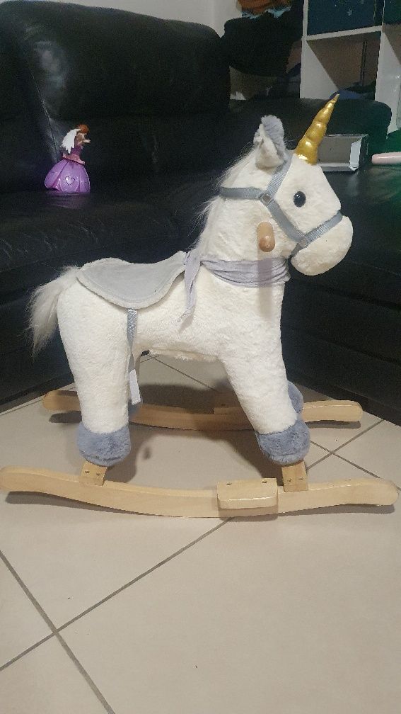 Unicórnio Criança Baloiço