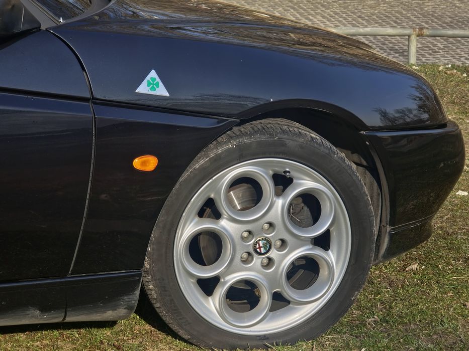 Sprzedam Alfa Romeo Spider 916,zamienię na Jeep WJ
