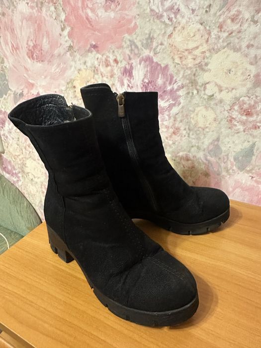 Зимові ботинки жіночі