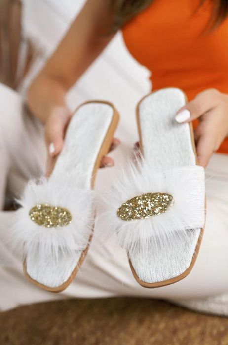 Шльопанці жіночі