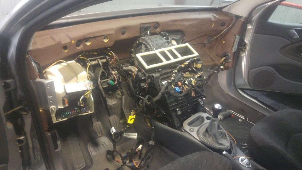 Naprawa wymiana klap nagrzewnicy powietrza Citroën C5 i Peugeot 407