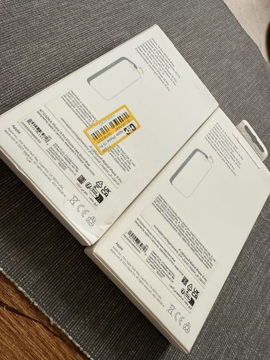 2x etui Apple Iphone 15 pro silicone magsafe