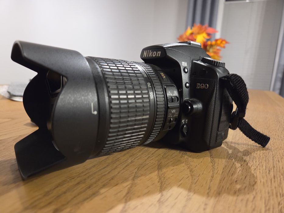 Nikon D90 lustrzanka obiektyw 18-105