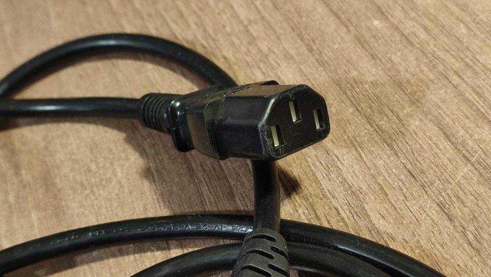 Kabel sieciowy  250 V