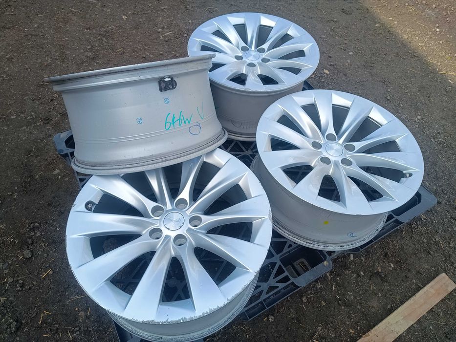 Alufelgi Tesla 20'' 5x120