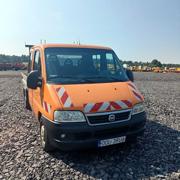 Fiat Ducato 2005 rok Doka 6-osobowy skrzynia silnik 2.3 litra