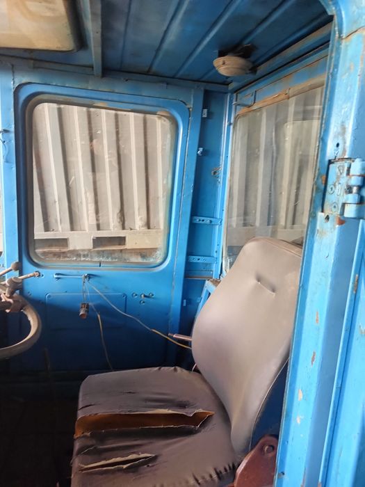 Продам львівський погрузчик мотор МТЗ д 240 коробка ЗІЛ міст ЗІЛ