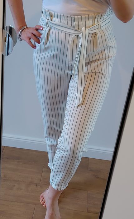 Białe spodnie damskie cygaretki Primark r. 38