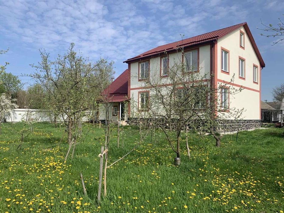 Продаж  будинку, для великої родини, в екологічно чистому с. Тубільці