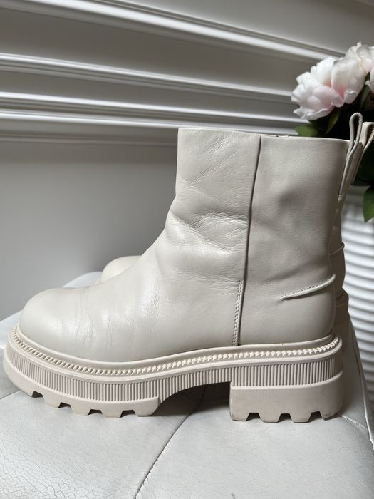 Зимні черевики 39 р