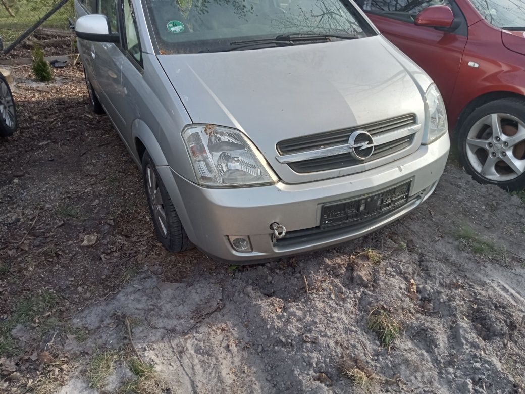 Maska opel Meriva a z157