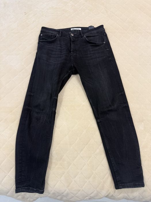 Джинси Zara чорного кольору, EUR 42, USA 32, MEX 32