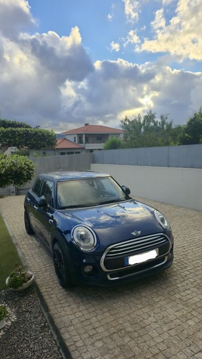 Mini Cooper D - 5 portas