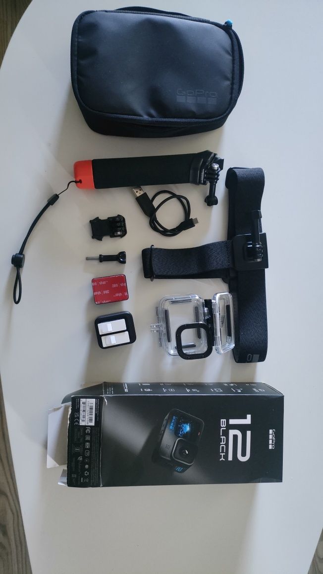 Kamera GoPro 12 z akcesoriami