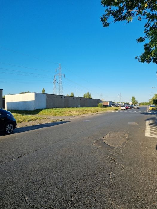 Garaż na Winiarach do wynajęcia