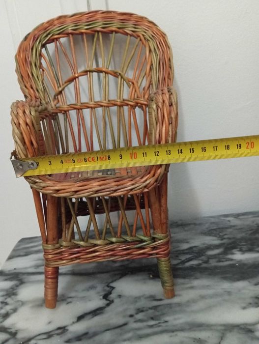 Mobília de jardim em verga