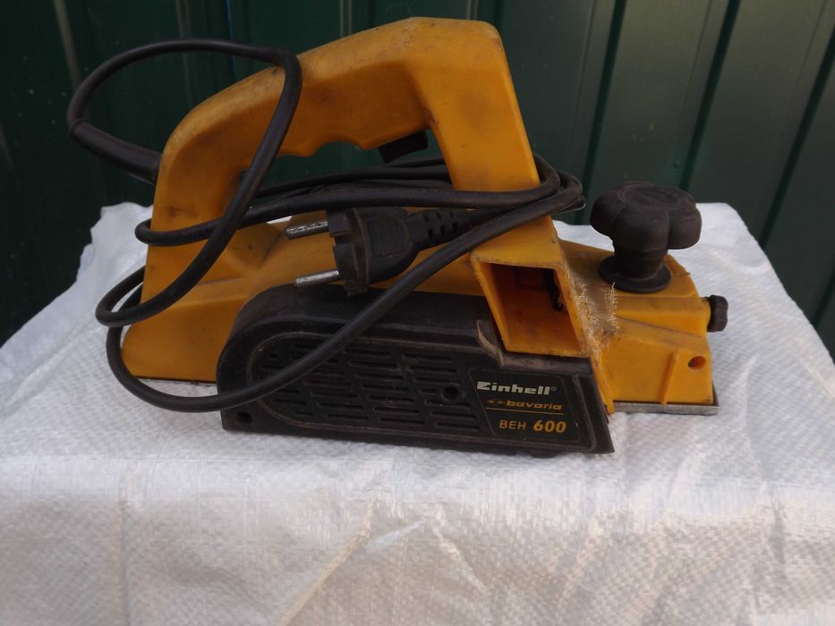 Електро рубанок Einhell BEH 600