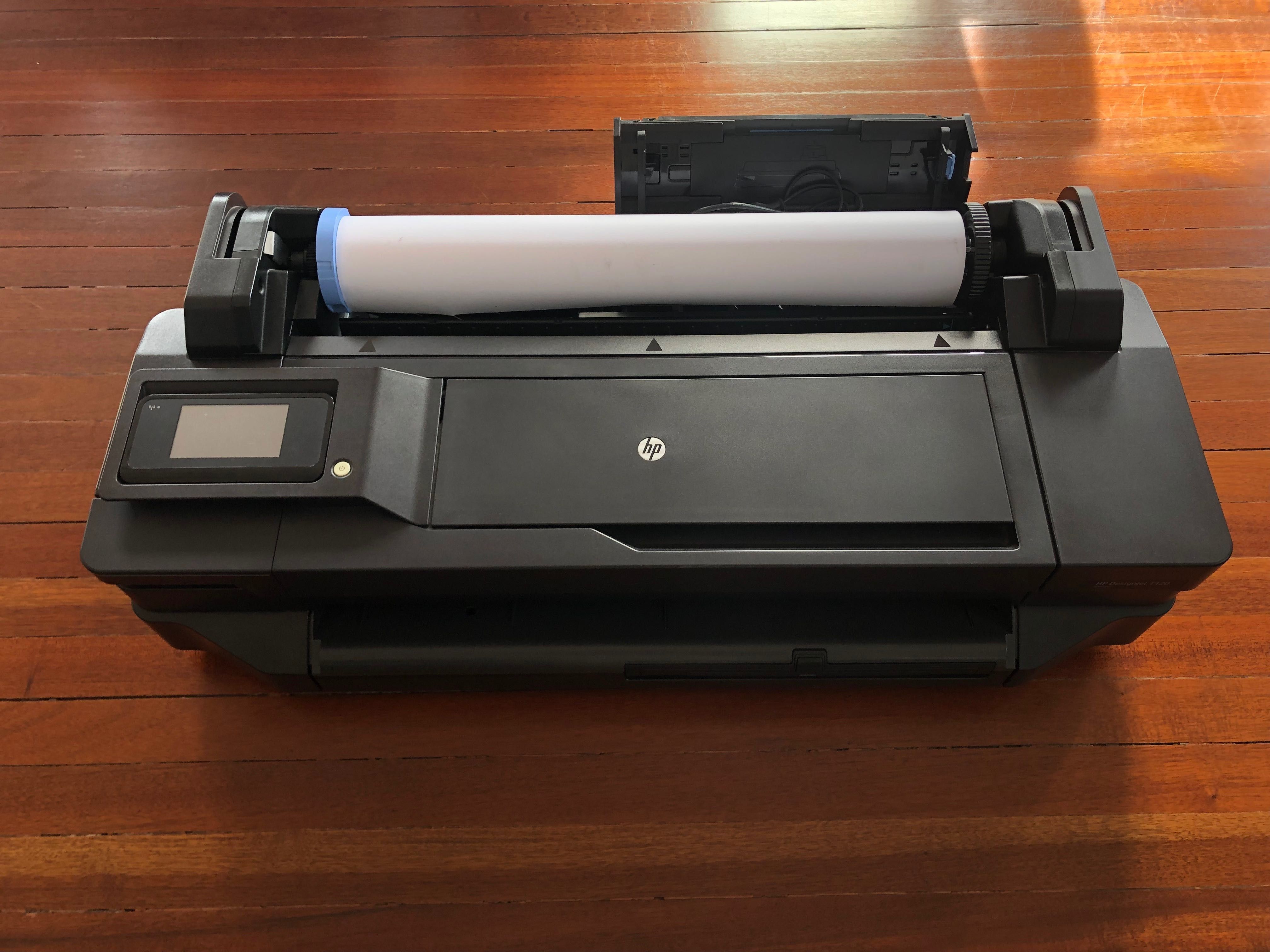 Plotter HP Designjet T120 (s/cabeçote, s/tinteiros)