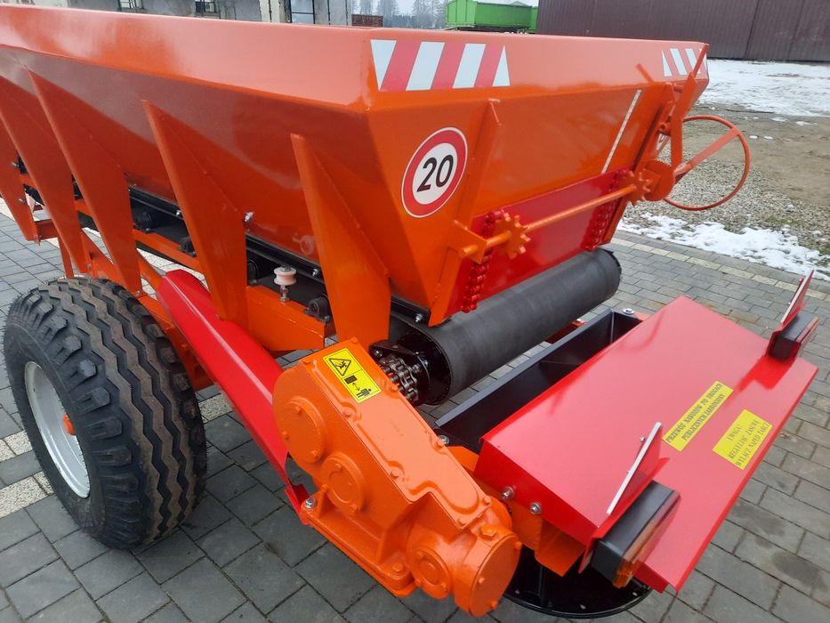 Rozsiewacz rcw 3 solarka piaskarka