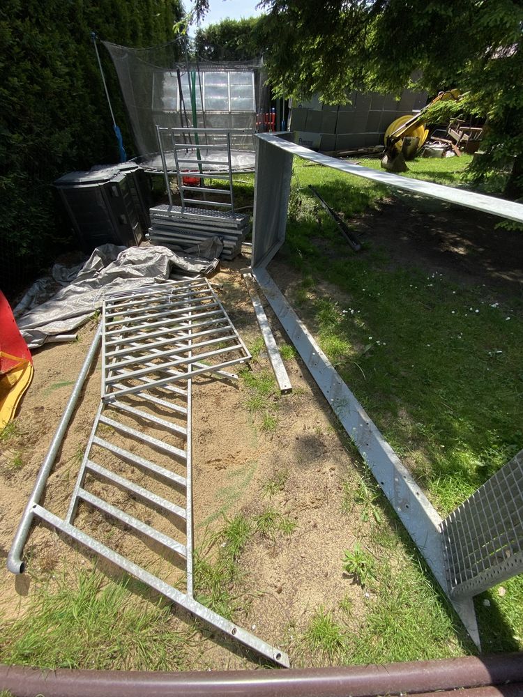 Schody zewnętrzne stalowe ocynkowane – wysokość 1,7 m, szerokość 1,2 m