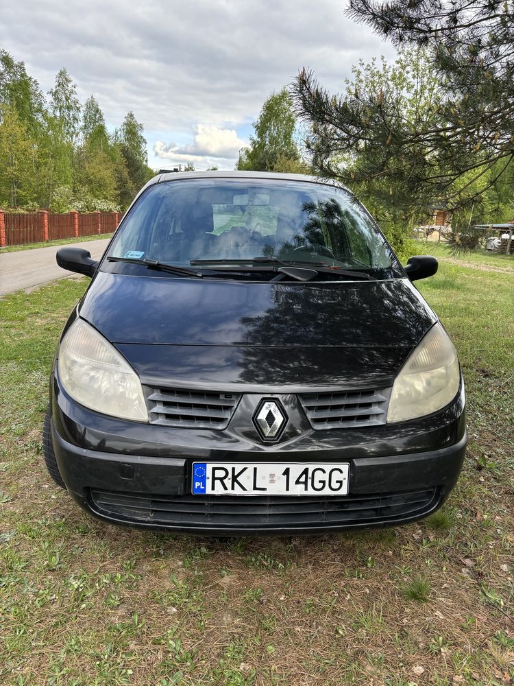 Renault Scenic II 2005 (silnik zepsuty)