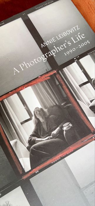 Livro fotografia de Anne