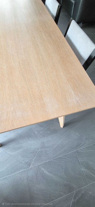 Stół prostokątny.