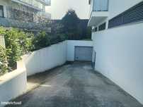 DISPONÍVEL Box/ Storage/ Mini Armazém ou Garagem em Gualtar