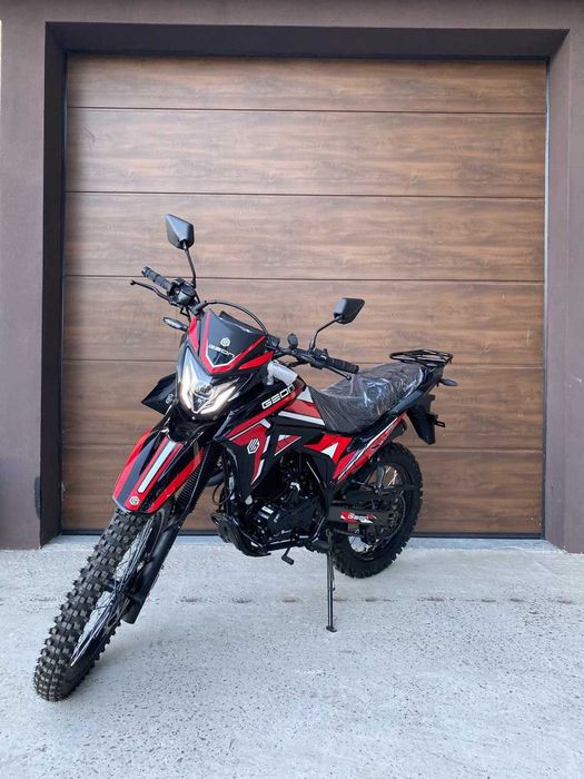 Geon X-Line 250 4V  2025