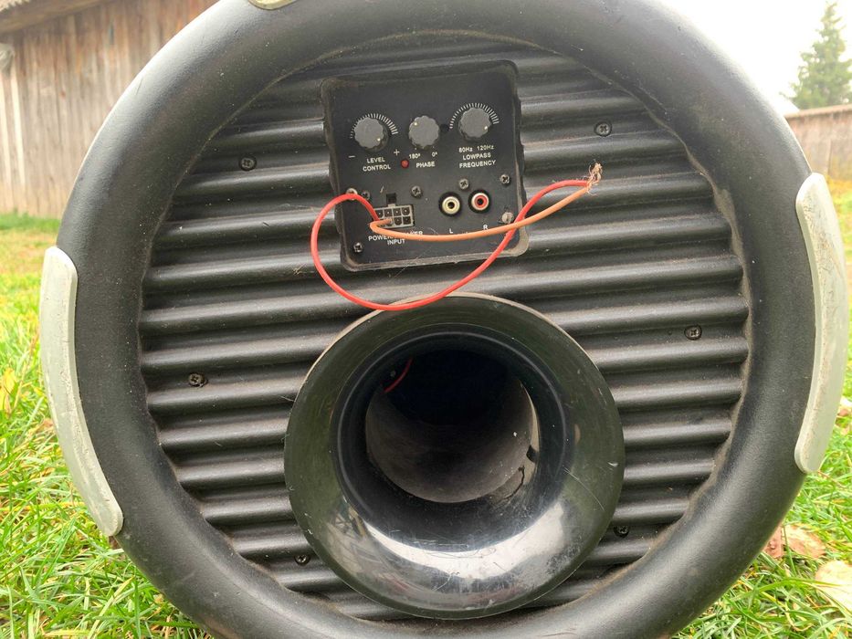 Активний сабвуфер 15" — потужний бас для авто!