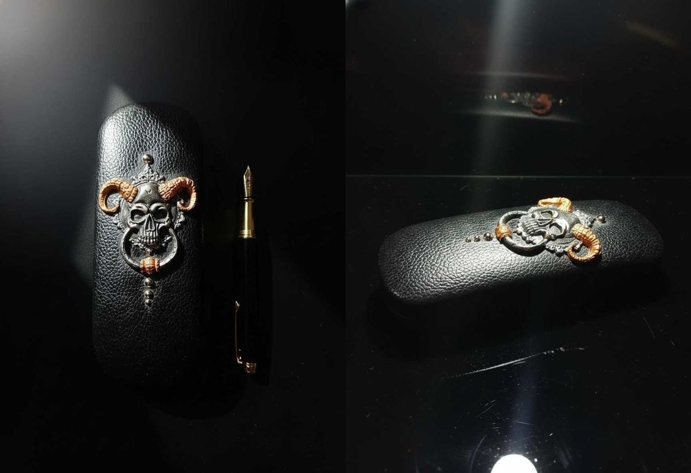 Класичні футляри для окулярів з арабеском, жорсткий каркас, "хлопавка"