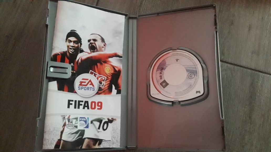 Gra fifa psp stan idealny piłka nożna