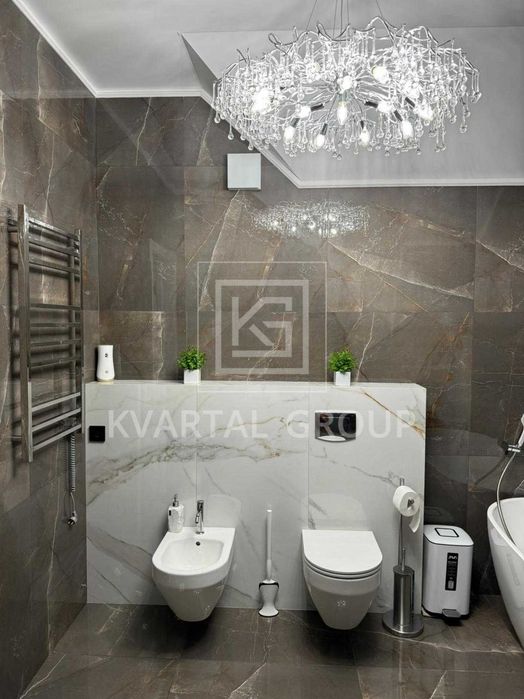 Продаж стильного будинку в лісовій Бучі